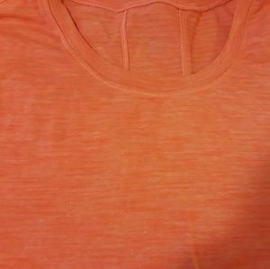 Lululemon top